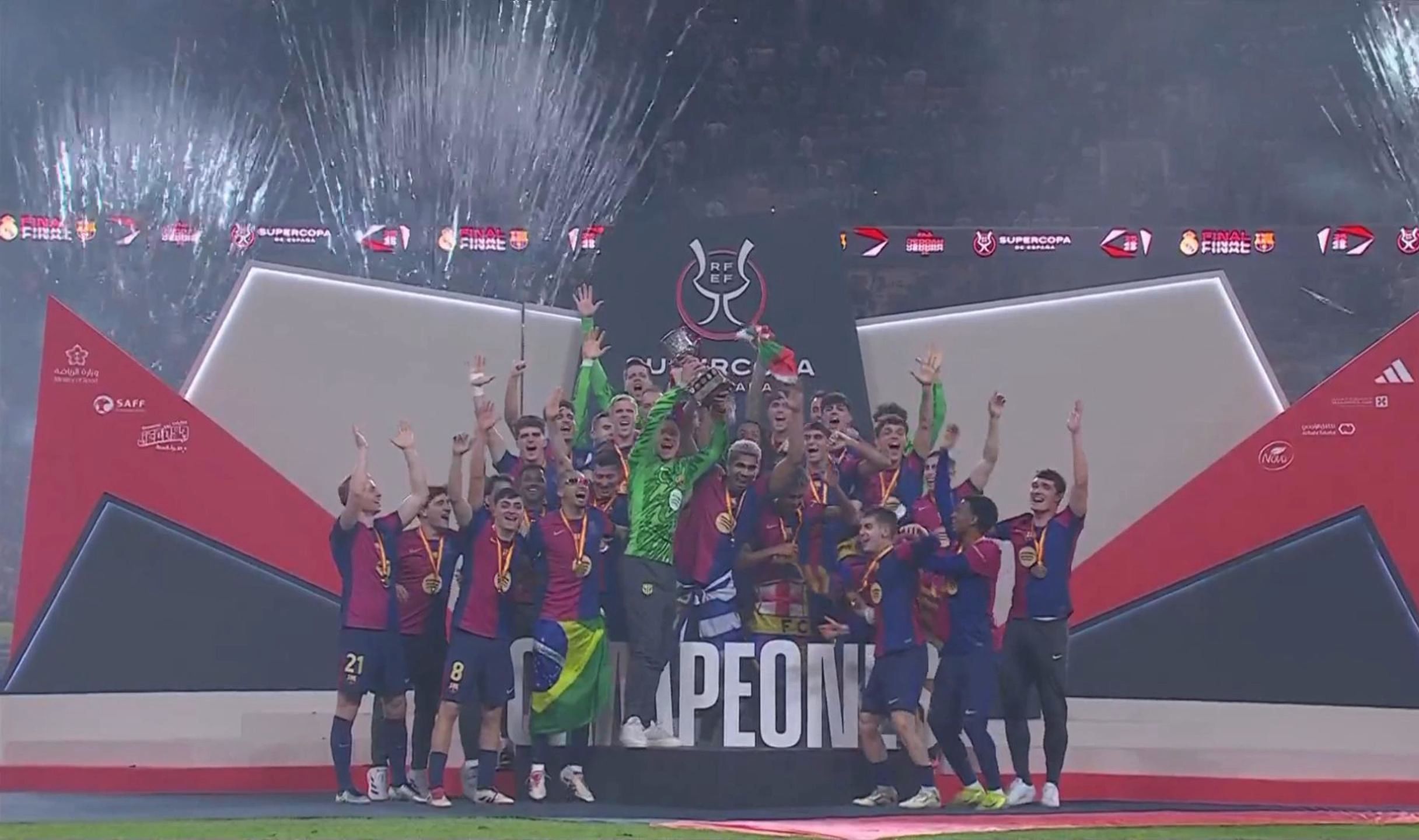 TA：热刺本赛季的定位球表现出色，曼联需要加强定位球防守