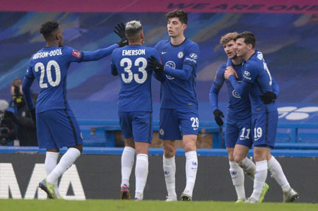 奥克兰vs惠灵顿凤凰首发：兰德尔领衔！布里默、埃泽在列