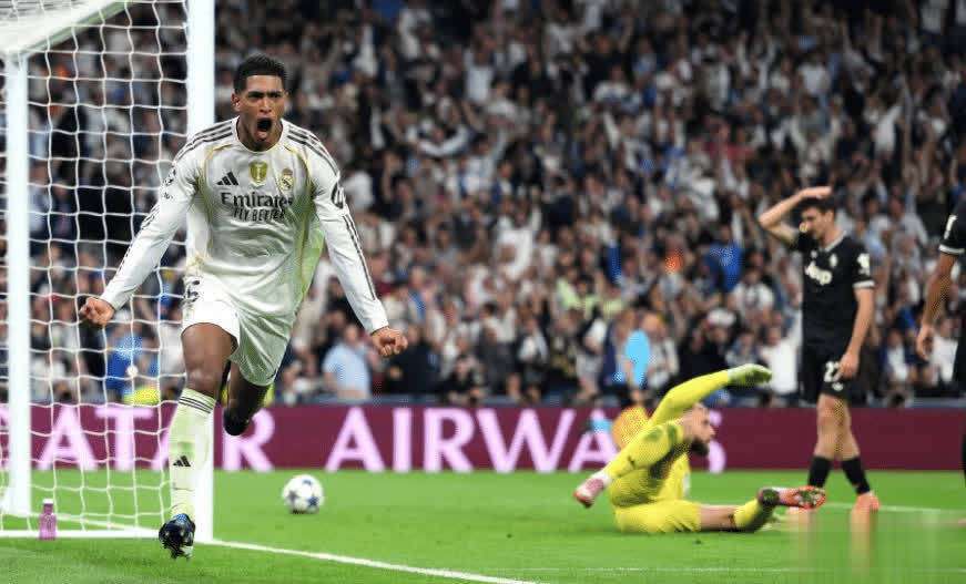 随着曼城1-2，利物浦0-3，英超最新争冠形势出炉：天助阿森纳得利