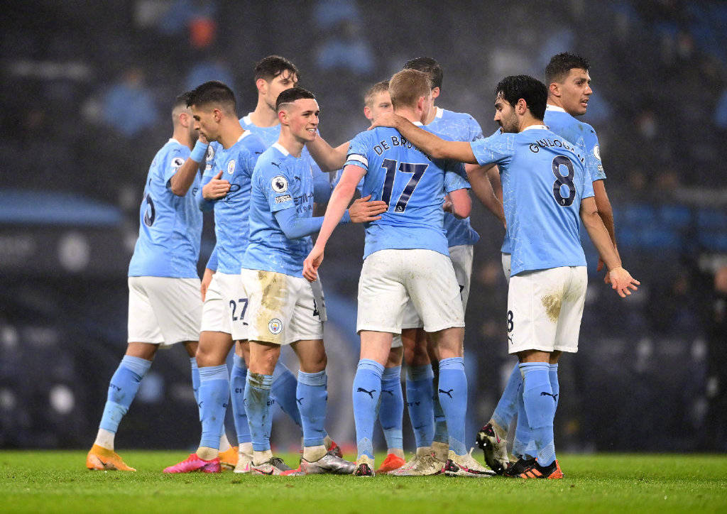 阿森纳签下双胞胎兄弟埃德温和霍尔格·金特罗，主教练阿尔特塔阻止本·怀特离队，球队领先曼城。